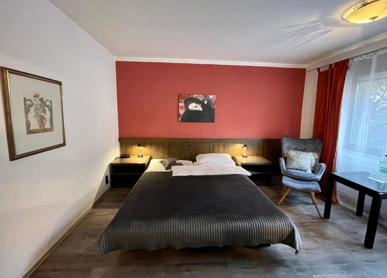 Hotel Brunnenhof Bad Nauheim Exterior photo